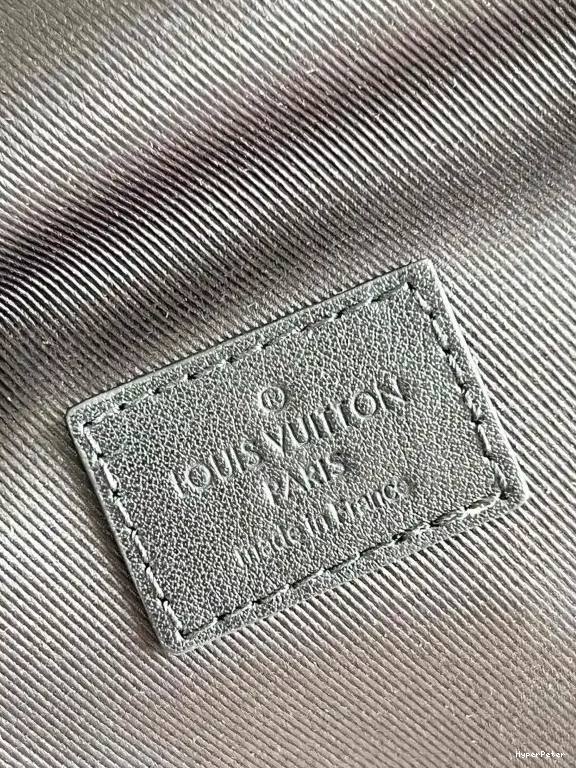 VUITTON WALLET S-LOCK LOUIS WEARABLE VERTICAL 0610